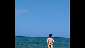 Menggairahkan Pacar Asia-ku Di Dalam Tenda Di Pantai Umum, Sampai Aku Memuaskannya Di Dalam!