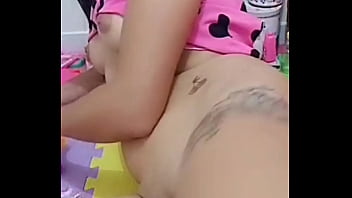 Gadis Muda Menggoda Di Live Streaming
