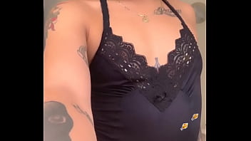 Peitinho Aparecendo Na Live