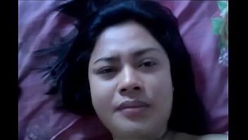 Mami Seksi Main Dengan Teman Suami, Roni Yang Gagah