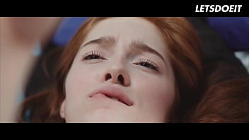 Kakak Tiri Lesbian Membuat Pacarnya Climax – Seorang Gadis Tahu Caranya