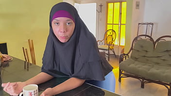 Menipu Madrastra Arab Muslimku Yang Bergamis
