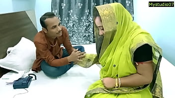 Istri Seksi India Butuh Uang Untuk Pengobatan Suami! Vidhot Panas Amatir Hindi
