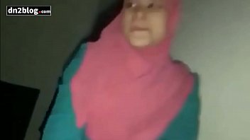 Hot Banget! Cewek Indo Dan Pacar Malay Bikin Video Mesra Yang Bikin Panas