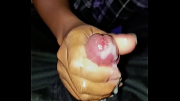 Tanteku Tak Bisa Berhenti Menginginkan Kontolku Yang Besar
