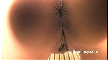 Gadis Filipina Nakal Kentut Dengan Pantat Terbuka