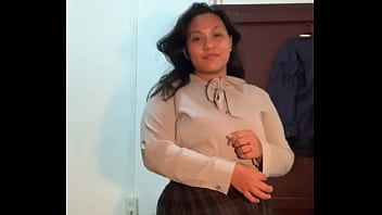 Goyang Erotis Gadis Asia Yang Menggoda