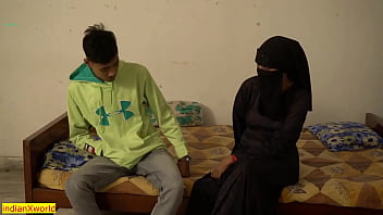 Gadis Berhijab India Yang Hot Berhubungan Intim Dengan Teman Suami! Nikmatinya Istriku Digituin!