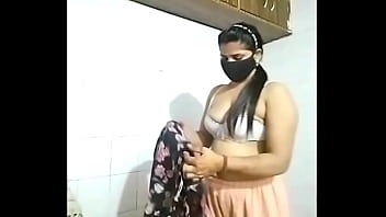 Bhabhi Pamerin Payudara Gede, Eh Ada Yang Rekam Jadi Viral Deh