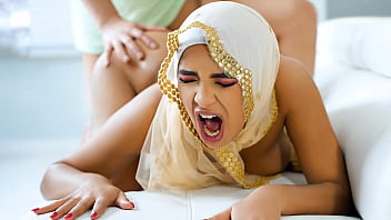 Membujuk Pacar Berhijab Yang Dilarang Bercinta Karena Budaya – Nafsu Membara Di Balik Kerudung