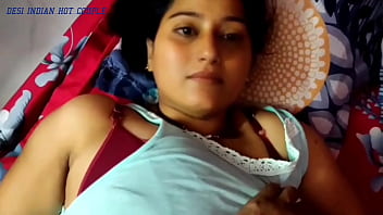 Desi Bhabhi Yang Panas Dengan Suara Menggoda Dalam Bahasa Hindi