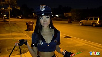 Gadis Asia Vina Sky Dihardcore Di Malam Halloween