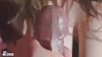 Mahasiswi Nakal Bayar Utang Dengan Mulut, Ngisep Kontol Dosen Sampai Menelan Sperma