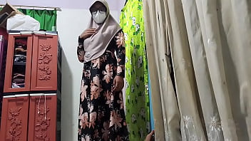 Guru Kepergok Murid Lagi Asyik Sendiri, Malah Diajak Main Lebih Seru