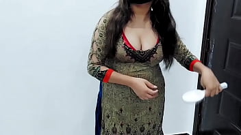 Istri Desa India Dihardik Teman Suami Dengan Audio Hindi Yang Jelas