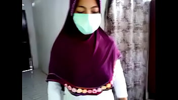 Jilbabku Yang Menggoda
