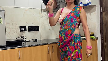 Video Panas Ibu Tiri India Juli 2025 Dengan Adegan Roleplay Hindi Dan Obrolan Mesum Yang Bikin Horny