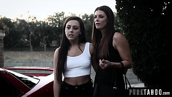 India Summer, Sang Ibu Tiri Seksi, Berpetualang Dengan Dua Anak Tirinya