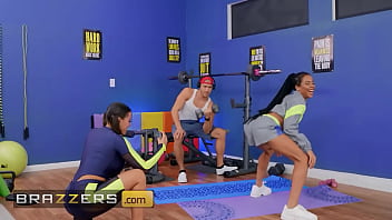 Nonton Bintang Porno Tercantik Berkeringat Saat Olahraga Mesra, Bikin Nge-pump!