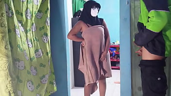 Ojol Yang Dateng Malah Jadi Saksi Aku Lagi Asyik Mainin Diri Sendiri