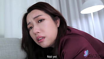 Cici, Ibu Rumah Tangga Seksi Dari Tiongkok Dengan Payudara Besar, Asyik Bermain Dengan Kontol Keras.