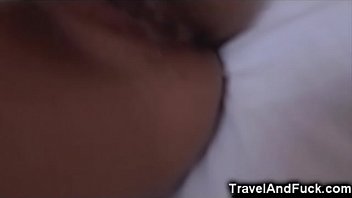 Gadis Filipina Mungil Dipuaskan Oleh Turis Tua Yang Bergairah