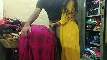 Video Panas Threesome Dengan Gadis India Cantik Dan Adegan Roleplay Berbahasa Hindi