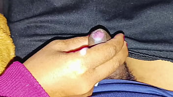 Tante Kesayanganku Ternyata Suka Dengan Yang Kecil Dan Imut