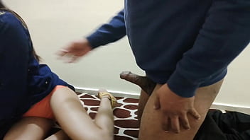 Kakak Tiri Panas Mengajari Adik Tiri Cara Bercinta Dengan Audio Hindi Yang Menggoda