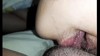 Gadis Filipina Yang Seksi Sangat Suka Mengisap Kontolku