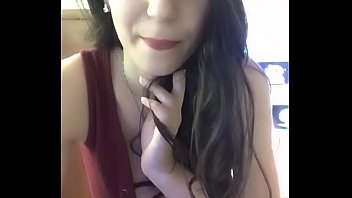 Tarian Menggoda Di Live Cam