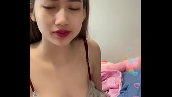 Cô Em Nóng Bỏng Quyến Rũ Trên Bigo Live