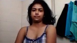 Gadis Malayali Dari Kannur Berpose Telanjang Dalam Video Selfie