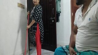 Istri Montok Bantu Suami Mainin Burung Pas Bercinta Ala Pasangan Desi
