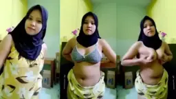 Ukhti Asyik Bikin Video Telanjang Sambil Remas Payudara
