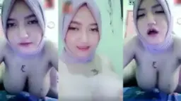 Ukhti Seksi Dengan Payudara Besar Menghela Nafas Panas Di Siaran Langsung