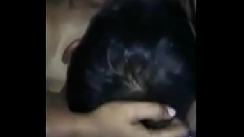 Suami India Yang Menikmati Istrinya Digauli Pria Lain