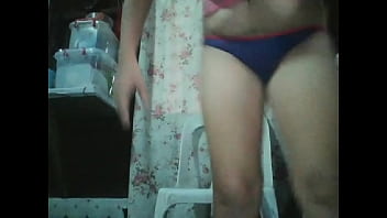 Induk Filipina Yang Menggoda