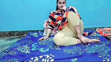 cewek berhijab sepong kontol sampe crot