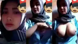 Tante Berhijab Yang Menggoda Di Vcs