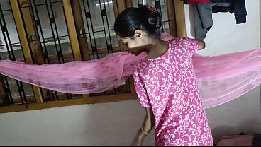 Desi Bhabhi Panggil Pacar Berpenis Besar Ke Rumah Untuk Bercinta Keras Di Sore Hari