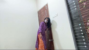 Bibi Desa Seksi Digoyang Pria Bertongkat Besar
