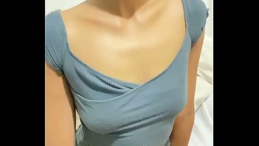 Gadis Filipina Cuma 5 Kaki Yang Baru Kutemui Di Jalan, Kutawari Main-main, Eh Dia Langsung Mau Dan Rela Ngentot Mulutnya