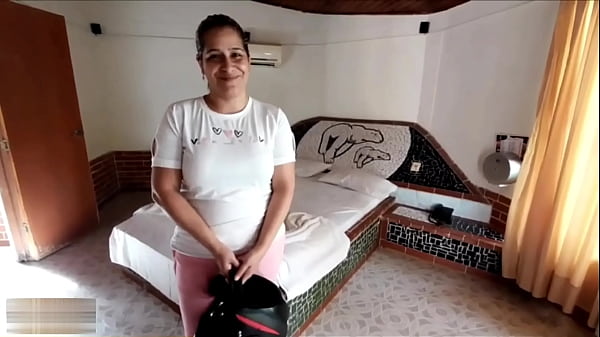 Follando A La Madre De Mi Ex Por Toda La Ciudad Tras Ser Humillado – Parte 1 – Porno En Español