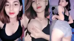 Payudara Montok Dengan Puting Merah Jambu Yang Menggoda