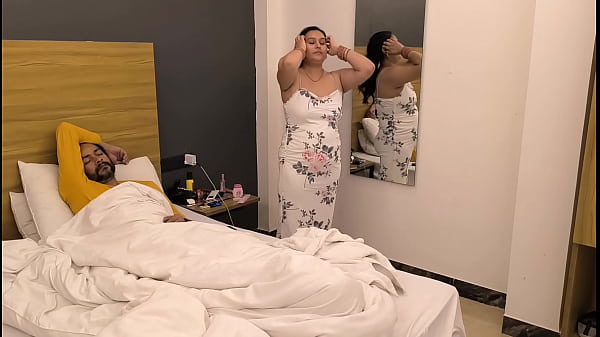 Desi Cewek Puja Baby Mandi Pagi, Basah Kuyup Bikin Ngiler