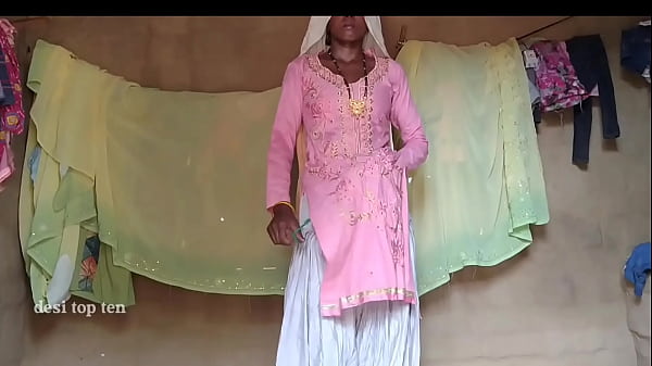 मोटे लंड से देसी चूत की रगड़, सेक्सी वाइफ की जीभ से बुर का मजा