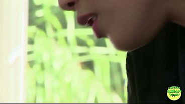 Cewek Asia Murahan Jilat Tetek Sendiri Sambil Nampol Kontol Gede Di Memek Sempit