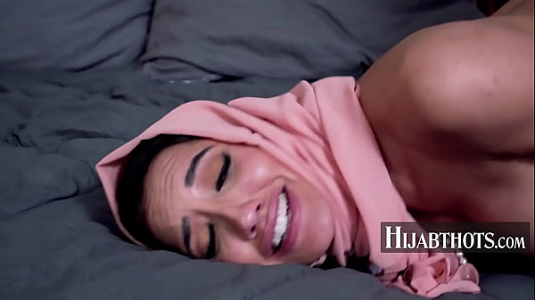 Panggilan Mesum Arab Chloe Amour Untuk Ngewe