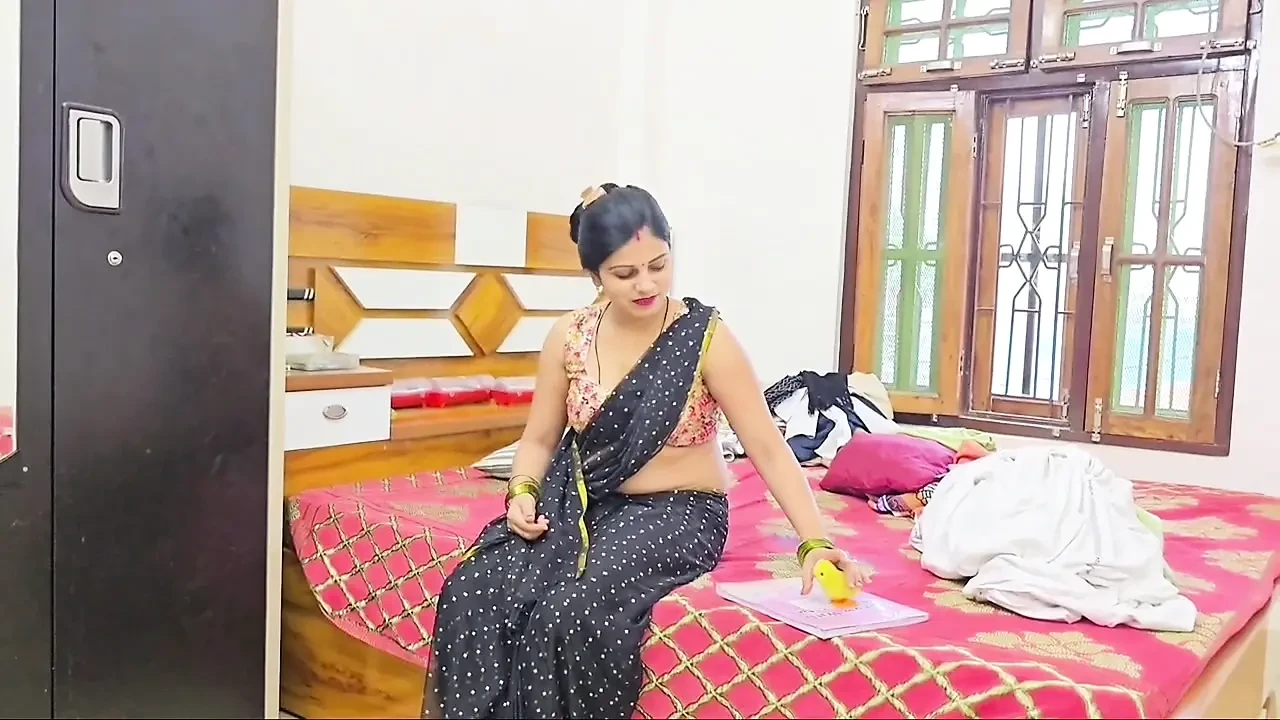 My Milkman Ask For The Bill Payment, Indian Village Bhabhi Paying Milk Bill By Hardfuck In Kitchen With Hindi Audio.